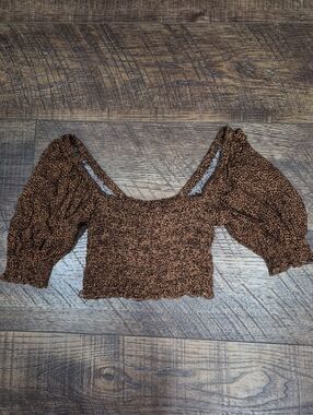 Urban Outfitters Brown Leopard Smocked Puff-Sleeve Crop Top Women's Size Small